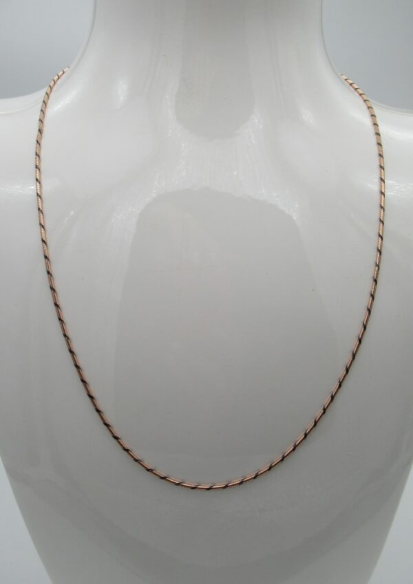 Srebrni lanac rose gold sa crnim prugama-4074